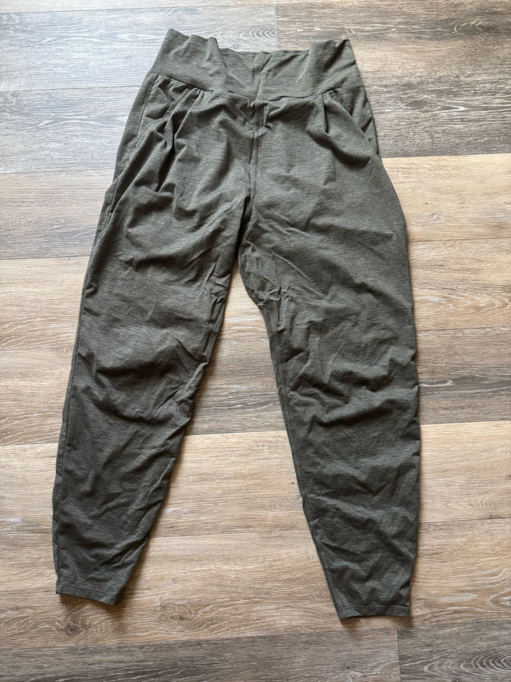 Vuori Lux At Ease Pants sz Medium - Picture 2 of 5